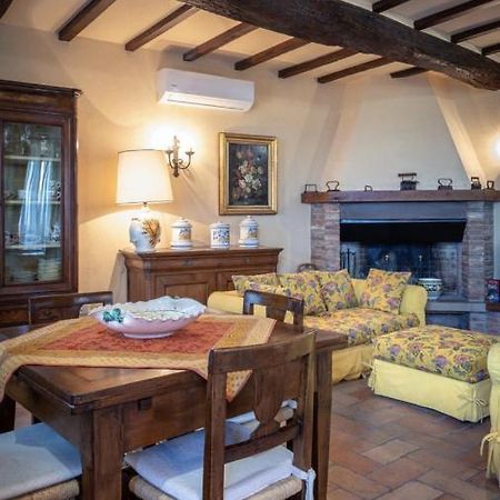 Umbrian Cottage 구비오 외부 사진